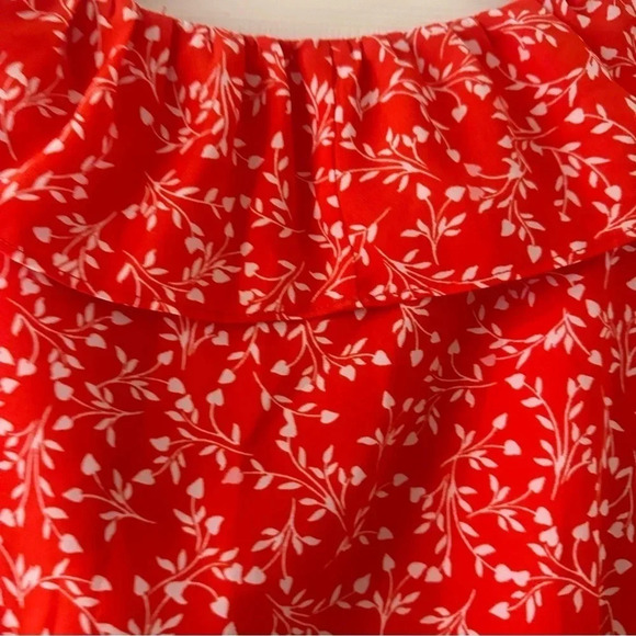 NWT- Cupakes & Cashmire‎ Orange/Coral Print Wrap Flutter Dress. Size XS. - Picture 10 of 14